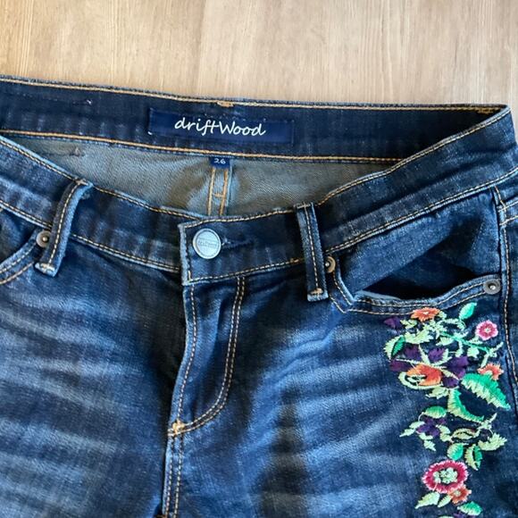 DRIFTWOOD Sundance Embroidered Floral Boho Jeans size 26 - Picture 4 of 15